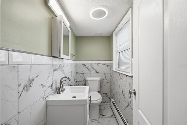 9 Reynolds Ave, Everett, MA 02149