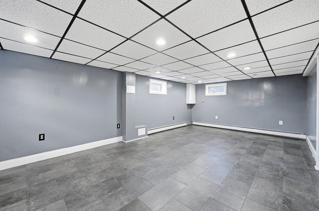 9 Reynolds Ave, Everett, MA 02149