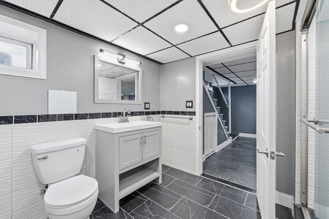 9 Reynolds Ave, Everett, MA 02149