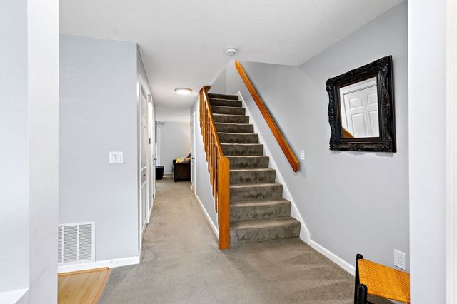 221 Maple Brook Rd 221, Bellingham, MA 02019