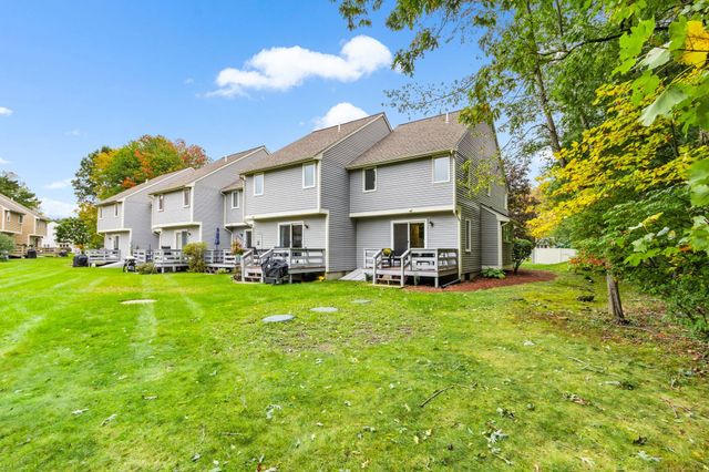 221 Maple Brook Rd 221, Bellingham, MA 02019