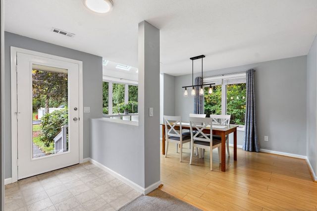 221 Maple Brook Rd 221, Bellingham, MA 02019
