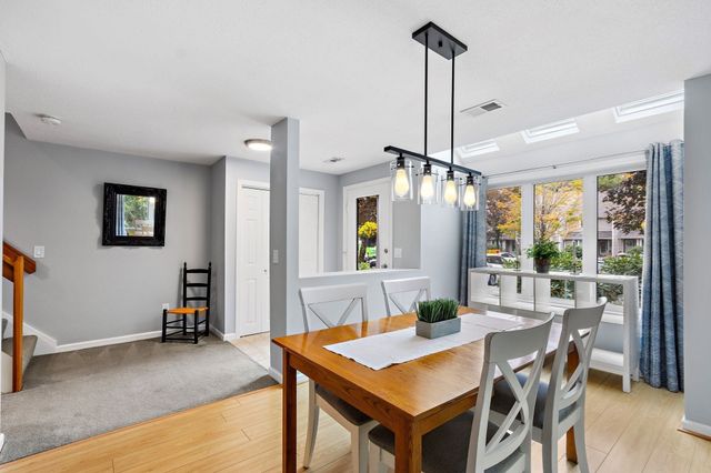 221 Maple Brook Rd 221, Bellingham, MA 02019