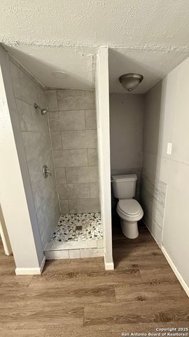 351 Overhill Dr Unit B, San Antonio, TX 78228