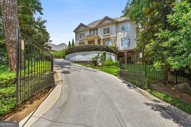 982 NE CANTER Road, Atlanta, GA 30324