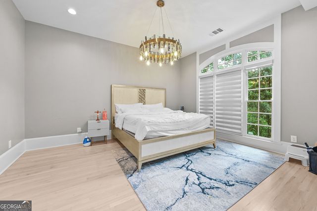 982 NE CANTER Road, Atlanta, GA 30324