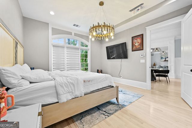 982 NE CANTER Road, Atlanta, GA 30324