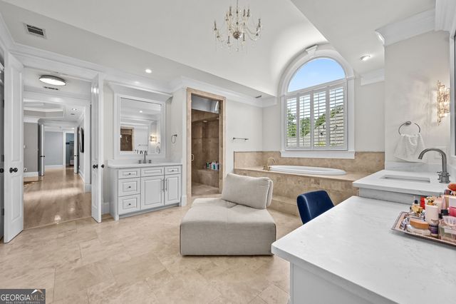 982 NE CANTER Road, Atlanta, GA 30324