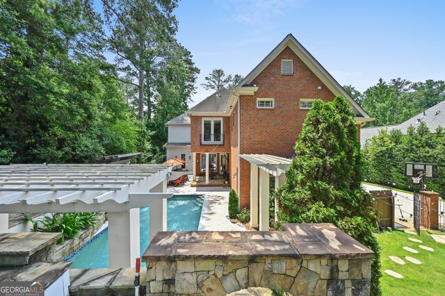 982 NE CANTER Road, Atlanta, GA 30324