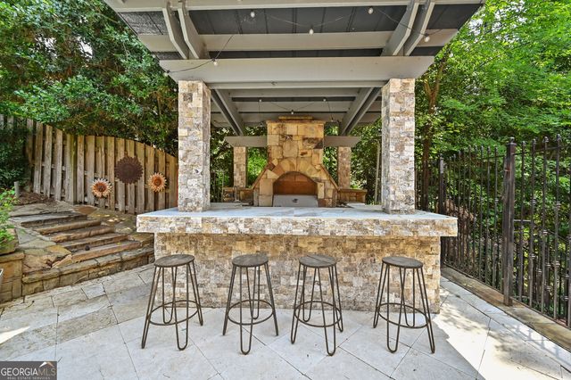 982 NE CANTER Road, Atlanta, GA 30324