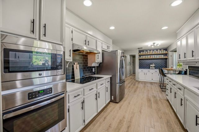 4433 Quail Hollow Road, Fort Worth, TX 76133