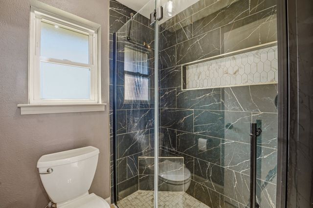 4433 Quail Hollow Road, Fort Worth, TX 76133