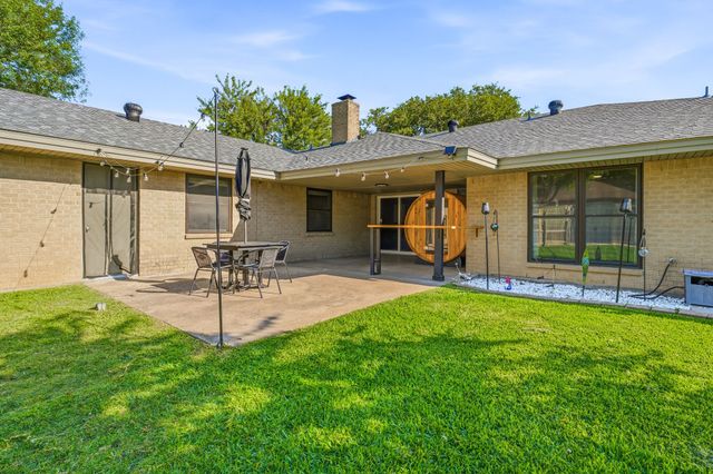 4433 Quail Hollow Road, Fort Worth, TX 76133