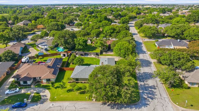 4433 Quail Hollow Road, Fort Worth, TX 76133