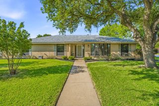 4433 Quail Hollow Road, Fort Worth, TX 76133