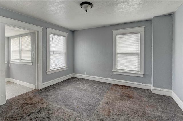 113 N White Avenue, Kansas City, MO 64123