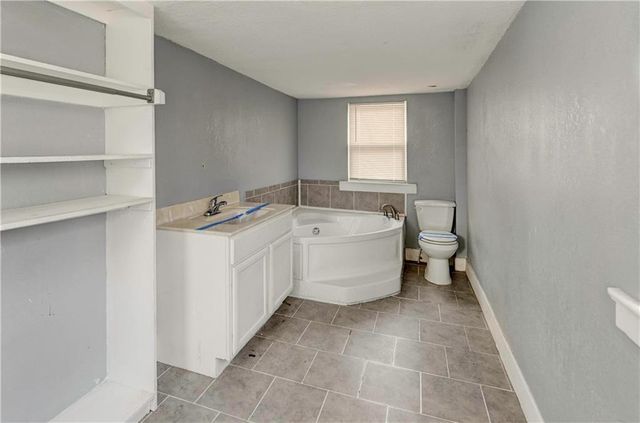 113 N White Avenue, Kansas City, MO 64123