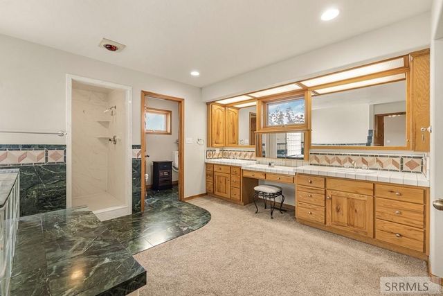 144 E 400 N, Blackfoot, ID 83221