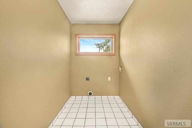 144 E 400 N, Blackfoot, ID 83221