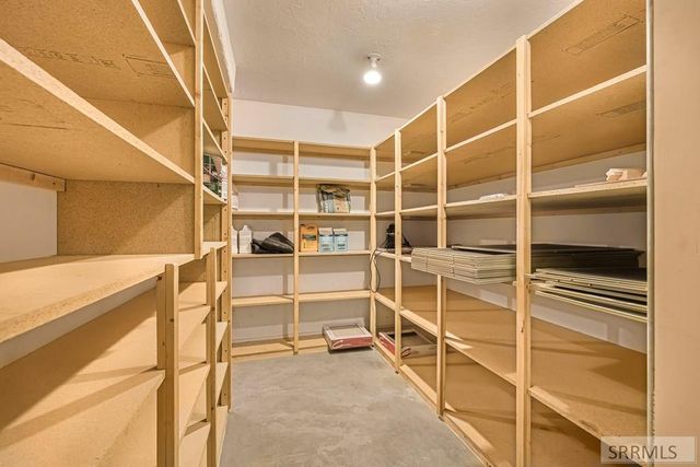 144 E 400 N, Blackfoot, ID 83221