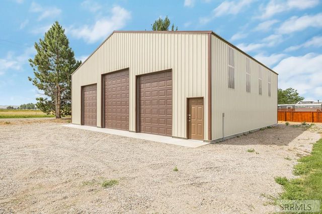 144 E 400 N, Blackfoot, ID 83221