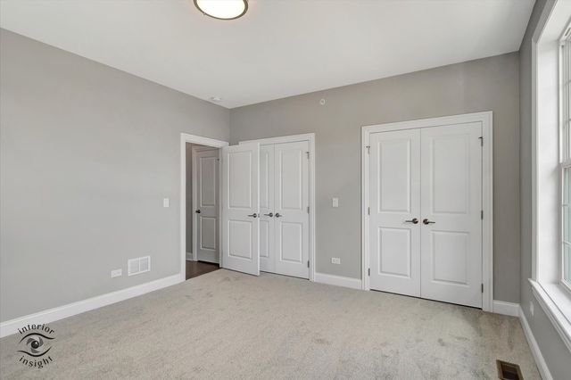 8026 Bradley Drive, Tinley Park, IL 60487