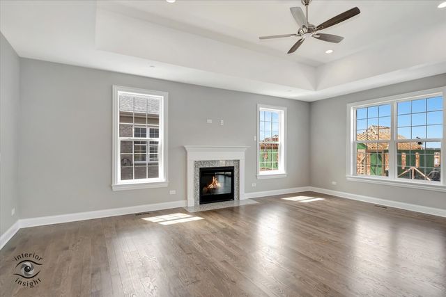 8026 Bradley Drive, Tinley Park, IL 60487