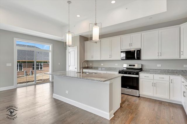 8026 Bradley Drive, Tinley Park, IL 60487