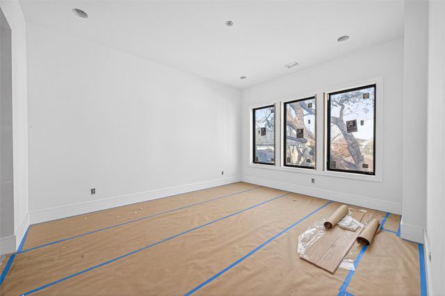 4046 Drummond Street, Houston, TX 77025