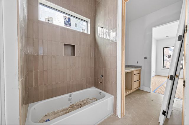 4046 Drummond Street, Houston, TX 77025