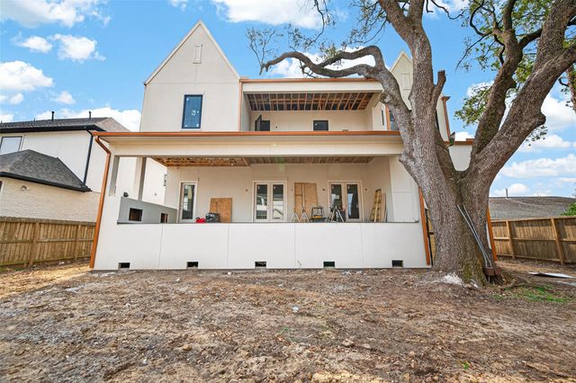 4046 Drummond Street, Houston, TX 77025