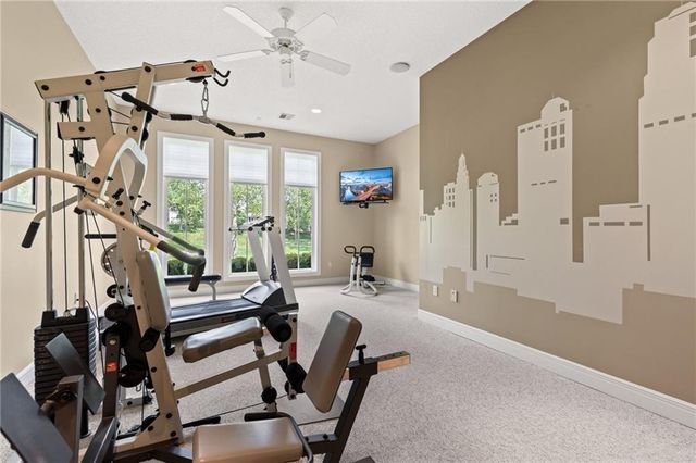 6517 Ridge Road, Parkville, MO 64152
