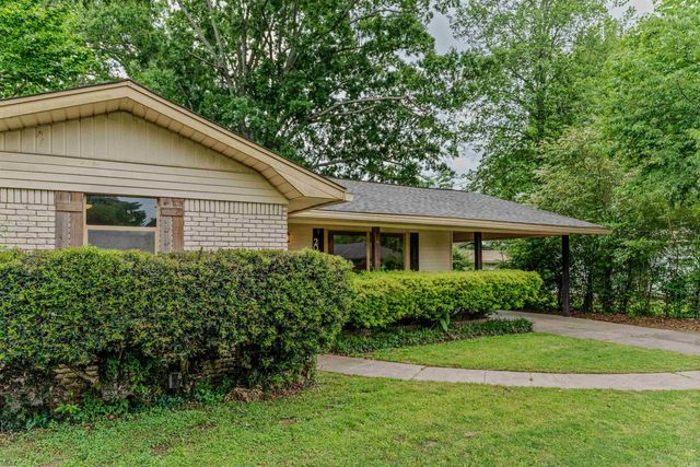 2020 W Sevier Street, Benton, AR 72015