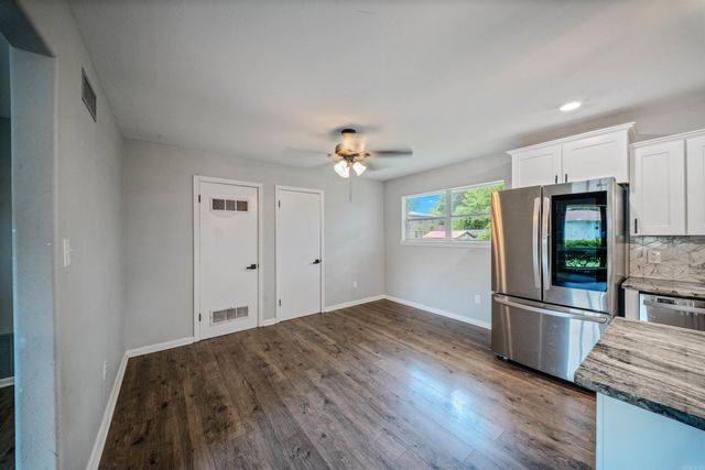 2020 W Sevier Street, Benton, AR 72015