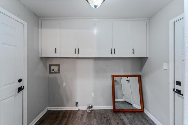 2020 W Sevier Street, Benton, AR 72015