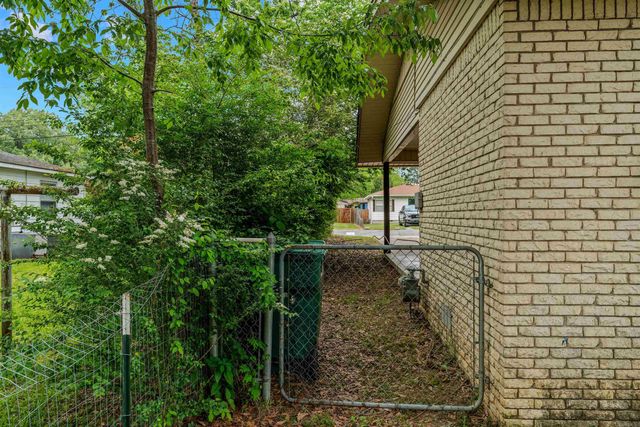 2020 W Sevier Street, Benton, AR 72015