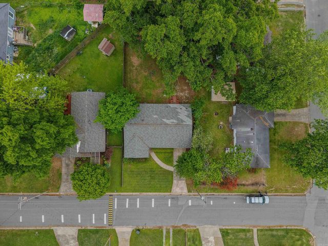 2020 W Sevier Street, Benton, AR 72015