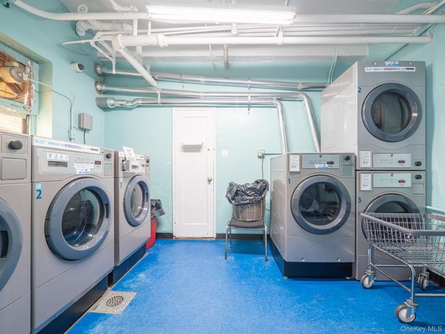 90-11 35th Avenue 6T, Jackson Heights, NY 11372