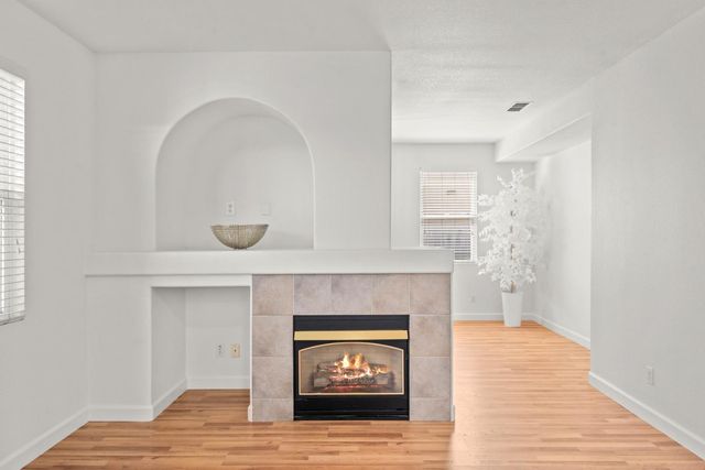 38 Rosier Cir, Sacramento, CA 95833