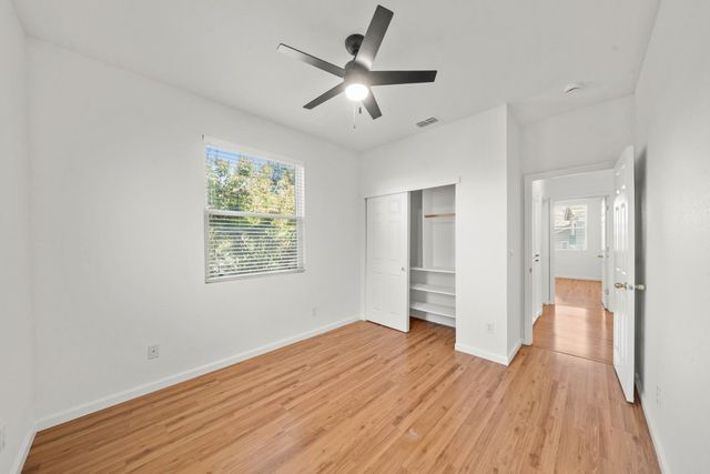 38 Rosier Cir, Sacramento, CA 95833
