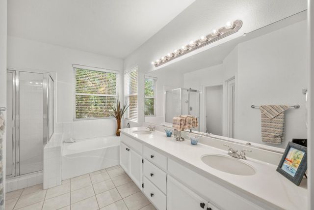 38 Rosier Cir, Sacramento, CA 95833
