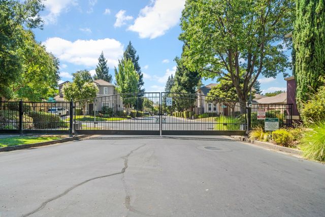 38 Rosier Cir, Sacramento, CA 95833