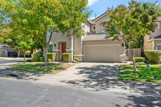 38 Rosier Cir, Sacramento, CA 95833