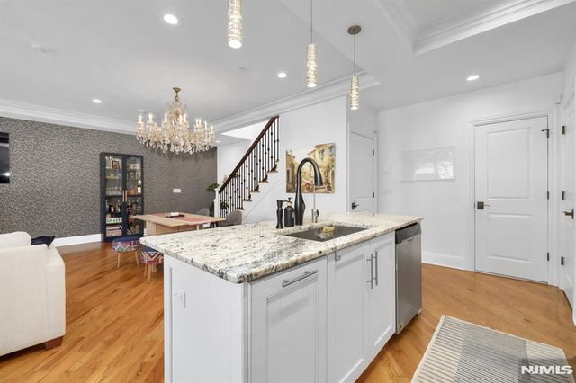 44 Marquis Court 44, Edgewater, NJ 07020