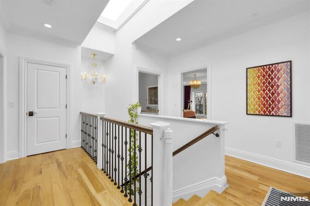 44 Marquis Court 44, Edgewater, NJ 07020