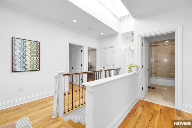 44 Marquis Court 44, Edgewater, NJ 07020