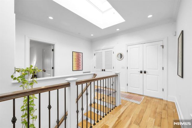 44 Marquis Court 44, Edgewater, NJ 07020