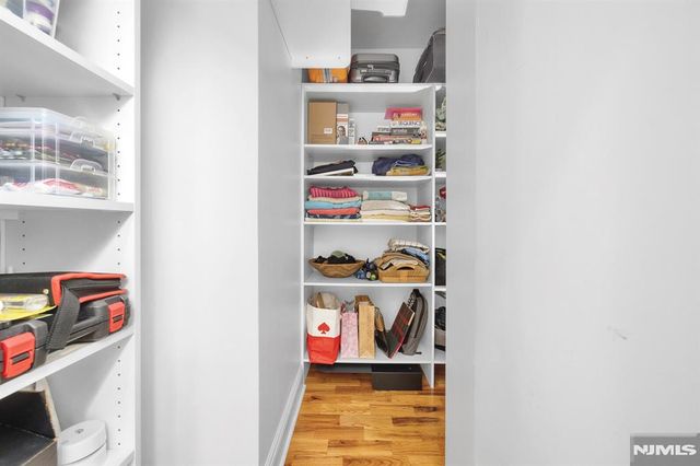 44 Marquis Court 44, Edgewater, NJ 07020