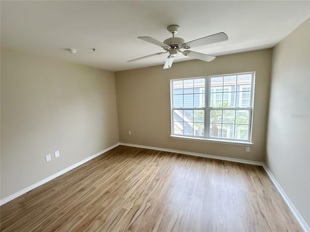 5531 ROSEHILL ROAD 201, Sarasota, FL 34233