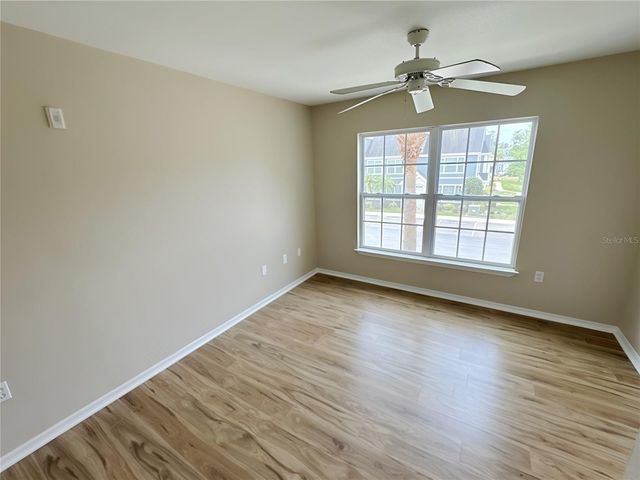 5531 ROSEHILL ROAD 201, Sarasota, FL 34233